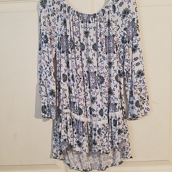 Shirt - Picture 1 of 1